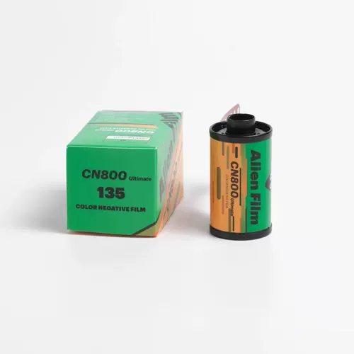 Плёнка Alien CN800promax C41 цветная негативная, 135, чувствительность 800, 36 снимков, срок действия до 2027.07.