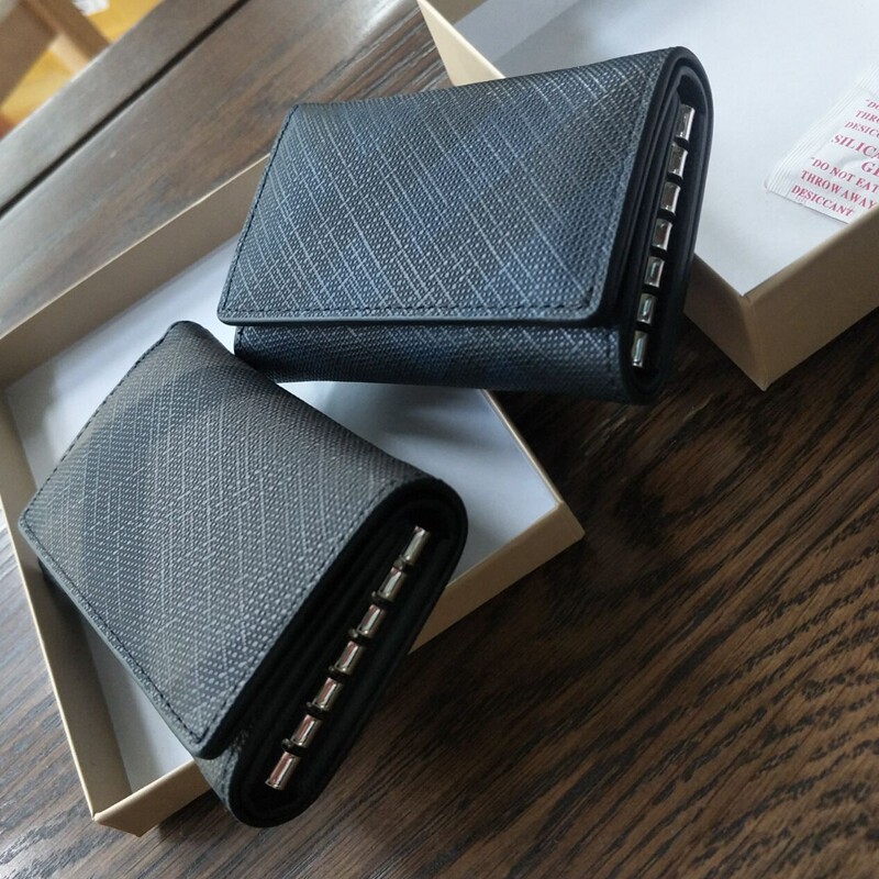 Multifunctional British style B home key bag men's and women's leather large super top layer leather key bag tide style plaid