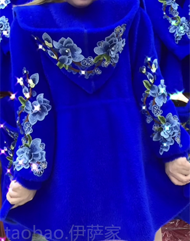 New Autumn and Winter Coat, Mid-Length, Blue and White Porcelain with Three Orchids, Faux Mink Velvet, Thickened, Loose-Fitting, High-End Women's Coat