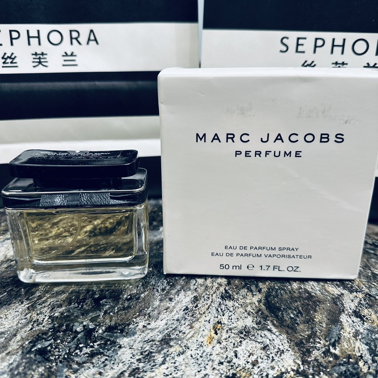 经典不再：绝版正品马克·雅克布斯同名女士香水的魅力_香水_淘宝美妆网