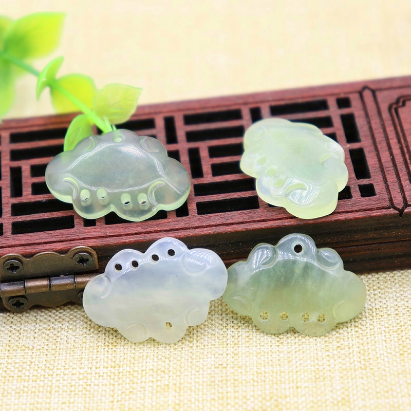 New jade-carved ornaments Xiu jade lock pendant baby Ping An artisanal material girl couple hang pendant and safe lock-Taobao