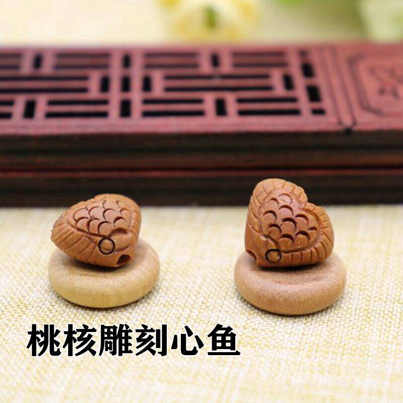 Wild old peach beard handmade material woven baby children's bracelet dragon pattern peach core diy hand carved love fish