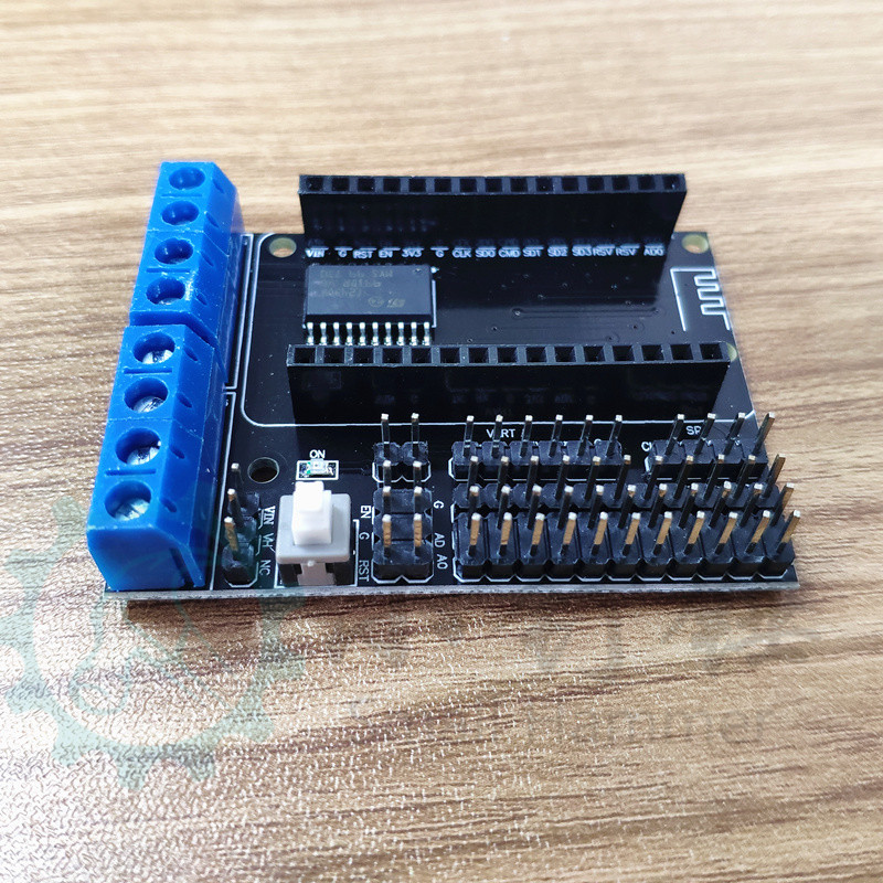 ESP8266 WiFi 电机驱动扩展板 L293D ESP12E Lua 物联网 智能小车 nodemcu