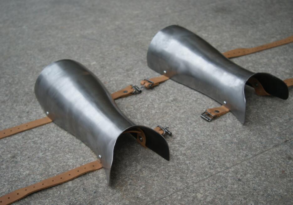 (Cricket Calf) Iron protective leg Kneecap Armor Western Pendulum collection Crusader Soldiers ICE FIRE-TAOBAO