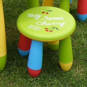 Manufacturer Direct sales kindergarten children table and chairs ATong wood baby stool plastic stool dining chair