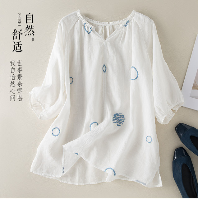 Literary ramie embroidery under the slit casual T-shirt fat mm large size women's wood ear side collar splicing half-sleeved top