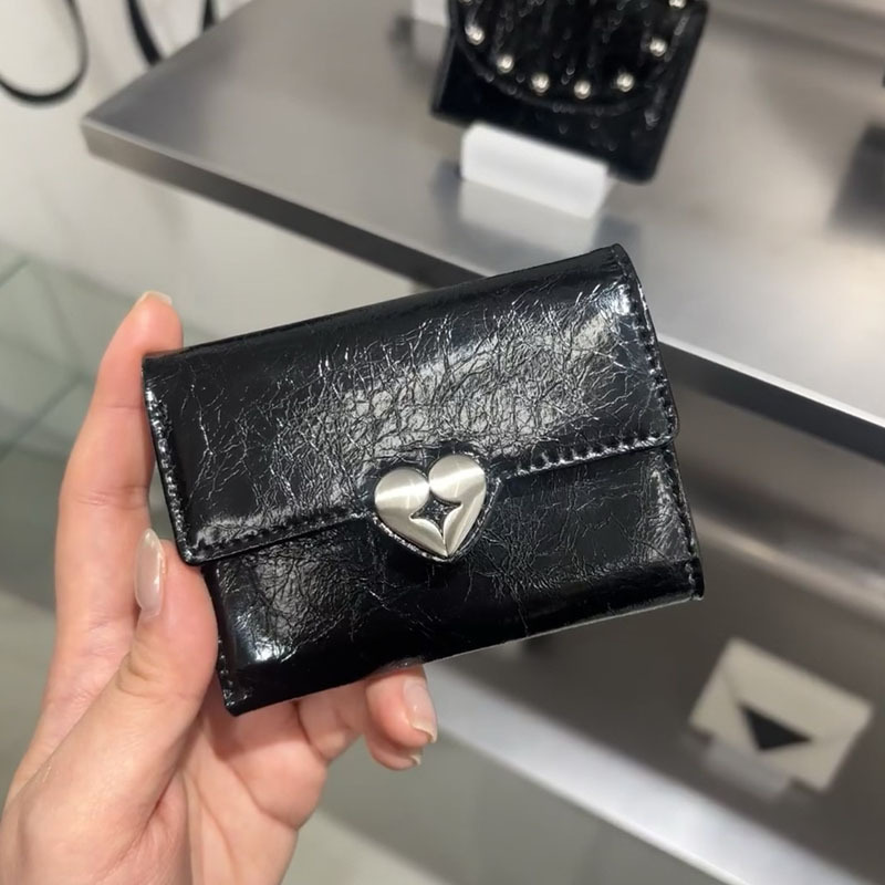 2025 New Korean Niche Fennec Card Holder Wallet Heart-Shaped Genuine Leather Heart Tag Flip Cover Id Holder Coin Purse