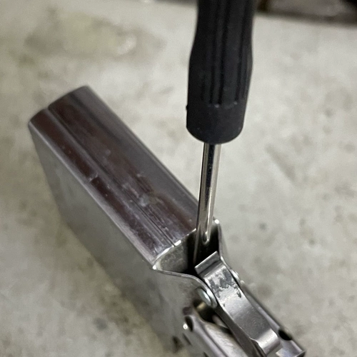 Техническое обслуживание Zippo Zhibao's Biliary Spring Peeers