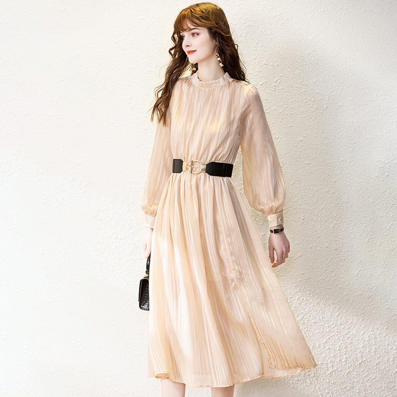 MAJE KARA 2021 SPRING SUMMER NEW FOREIGN DRESS WOMAN FASHION TEMPERAMENT Fan Long sleeve 100 lap mid waist pure color