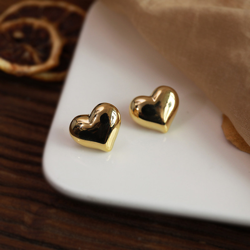 Mosquito coil ear clip simplicity cold wind no ear piercing earrings love clip earrings peach heart high-end sense retro women