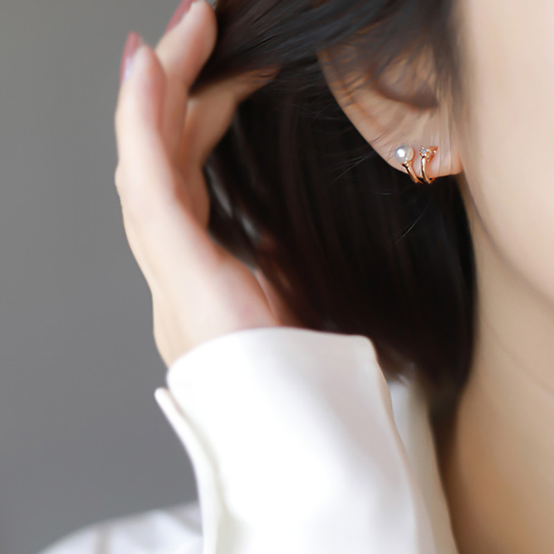 Small double earrings mosquito incense plate ear with pearl ear decoration French ear needle advanced rose gold earring without ear hole