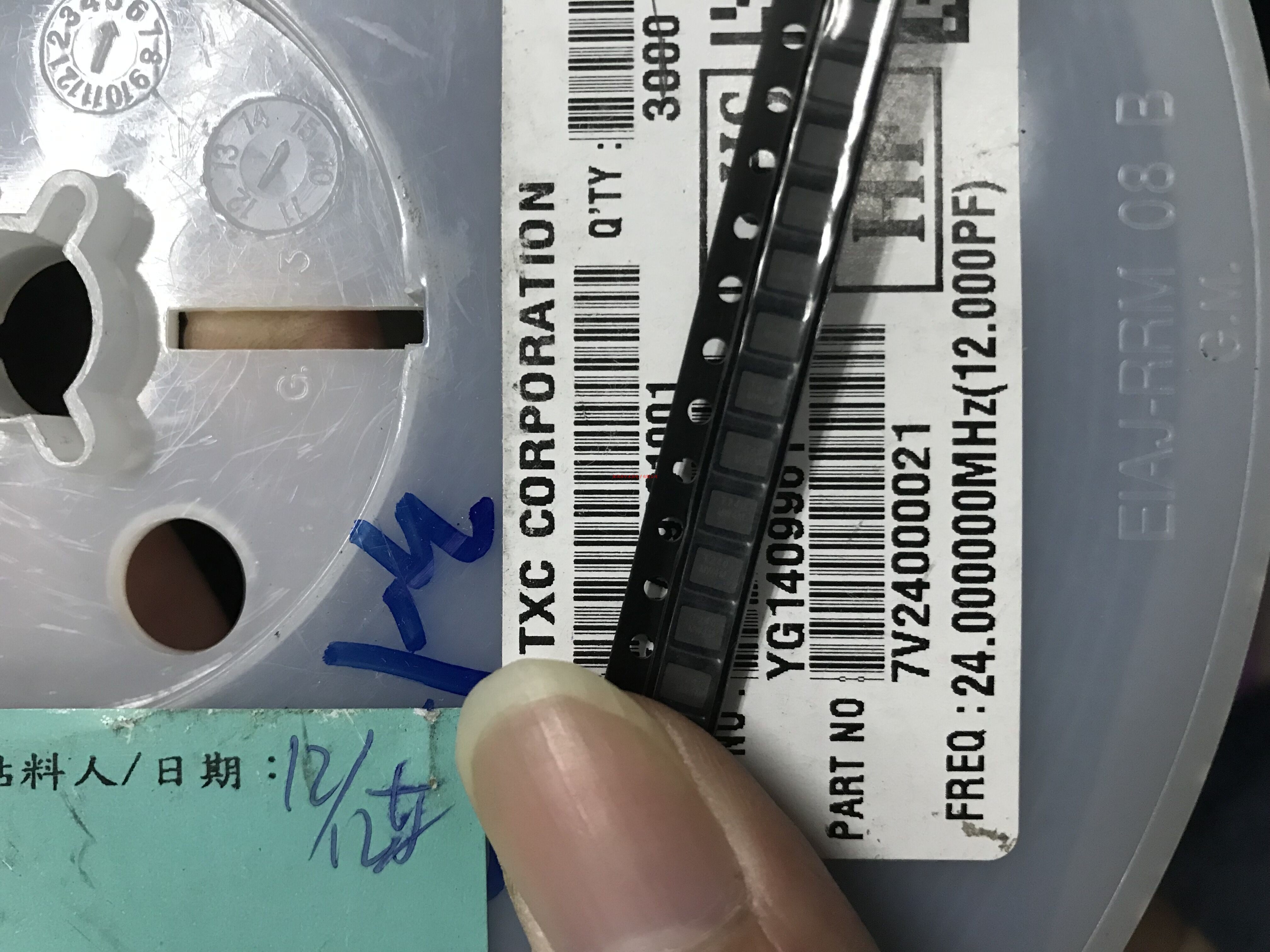 TXC Passive Patch Crystal Oscillator 7V 3225 3 2*2 5 24M 24MHZ 24 000M 24 000MHZ