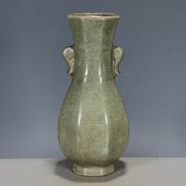 Collection of antique porcelain old kiln porcelain Song Dynasty Ru porcelain open piece double elephant ears bottle package old fidelity