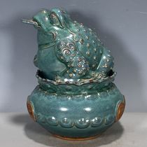 European reflux antique porcelain antique ornaments old kiln mouth Jun porcelain green glaze relief golden toad reflux ornaments package old