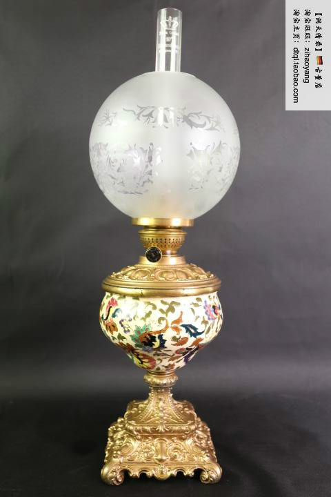 (Germany original)1900 European collection Ceramic flower gilt carved antique oil lamp genuine collection