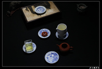 Blue and white Laurel Jade Rabbit small dish I originally created the first batch of antiquities Jingdezhen hand-made blank full hand painting