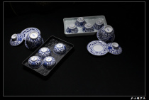 The store has been selling all-hand Jingdezhen arts and crafts artist Wang Guilan blue and white wrapped branches lotus round mouth cup Horseshoe cup for many years