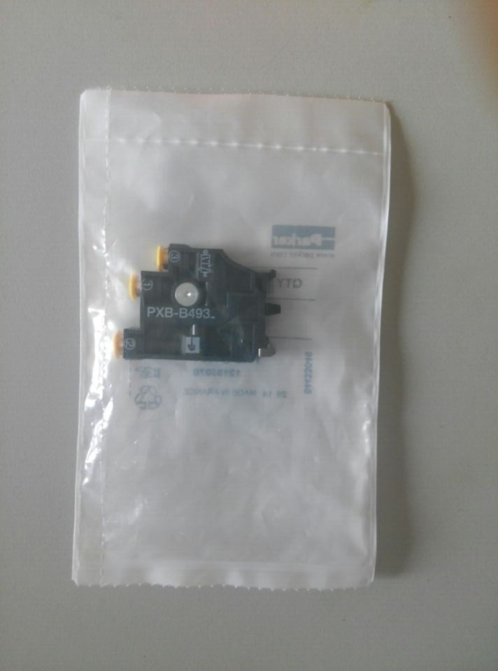 PXB B111BA2 PARKER Valve PXB B493 PXB B4932