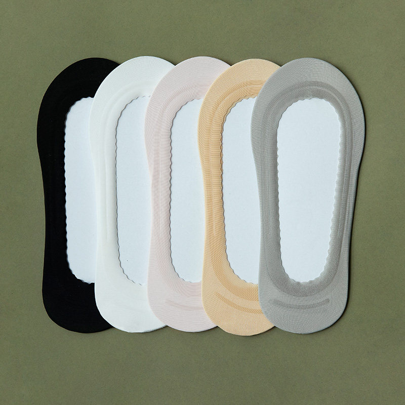 Under the boots flat wave shallow mouth socks non-slip silicone invisible ship socks ice silk sweat breathable summer socks woman