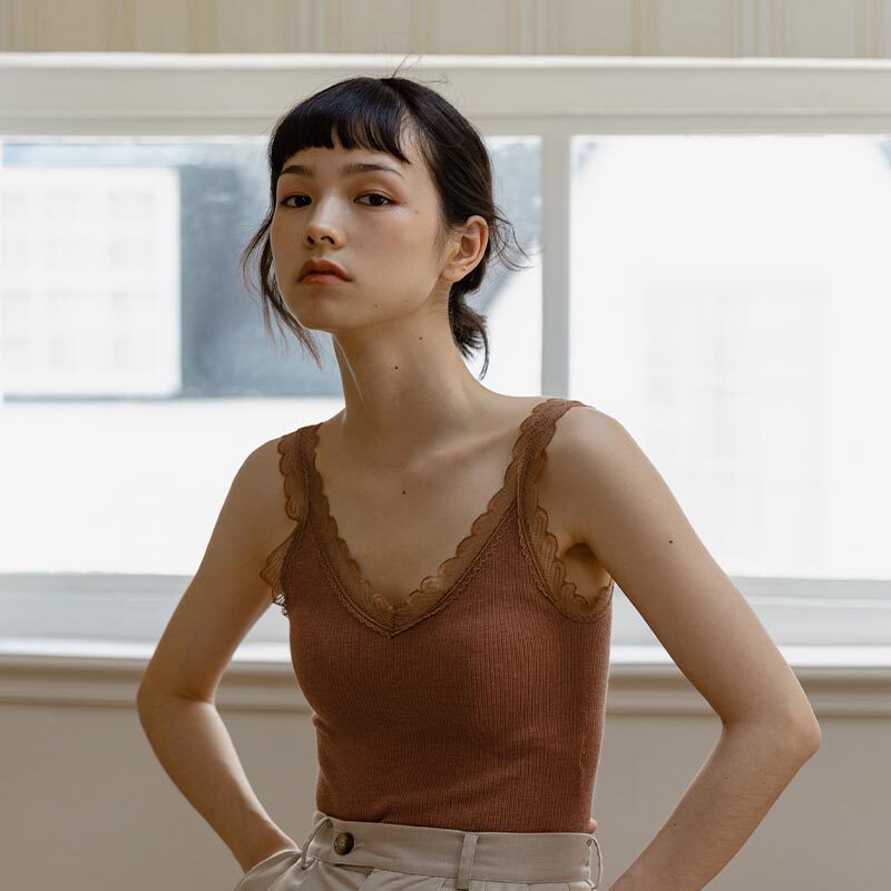 Under the boots glutinous rice velvet lace suspenders women's anti-ball warm housewear underwear autumn and winter cup one-piece bra