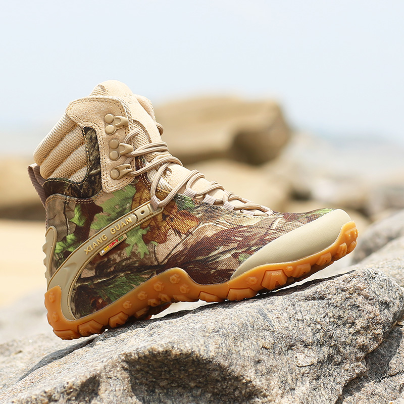 Professional outdoor climbing shoes male and female high cylinder non-slip waterproof outdoor light abrasion resistant camouflak climbing hiking shoes