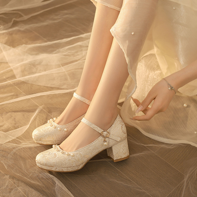 Wholesale Thick Sole Shoes For Women: Classic Low Heel Buckle...