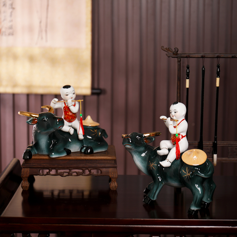 Jingdezhen Ceramic Classical Art Figurine of a Shepherd Boy Riding a Cow, Home Living Room Decoration, Handicrafts, Chinese-Style Decoration