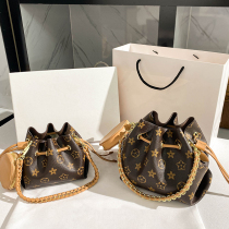 French DUDK womens bag leather presbyopia mini bucket bag small bag new trendy one shoulder diagonal handbag