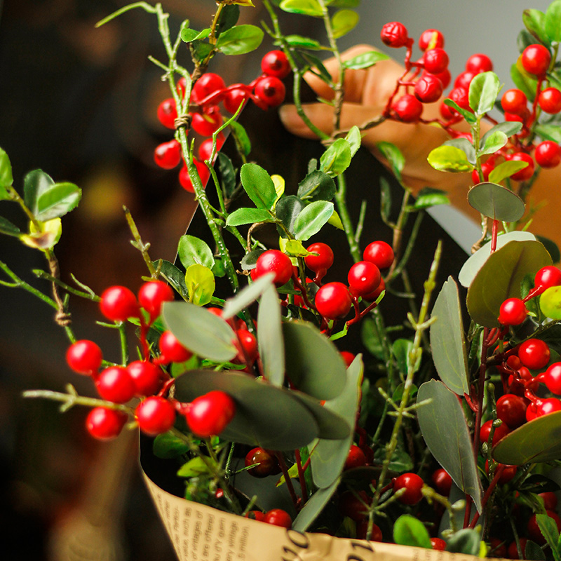 Simulate flower seabuckthorn fruit twine vine red bean berry living room porch adorns flower art to put out false flower Holly fruit