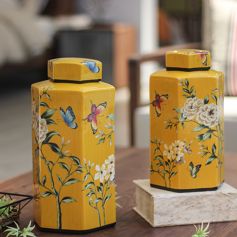 Chinese ceramic yellow ribbon cover storage tank Decorative Pendulum soft-mounted sample room Handpainted bird American Contained Jar