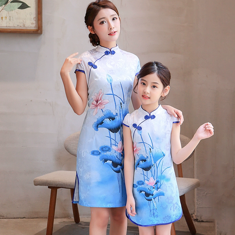 Trang phục cha mẹ trẻ em mùa hè Quần áo phụ nữ phong cách Trung Quốc cải tiến retro Cộng hòa Trung Quốc Phụ huynh-trẻ em sườn xám ảnh phong cách dân tộc ăn mặc - Trang phục dành cho cha mẹ và con