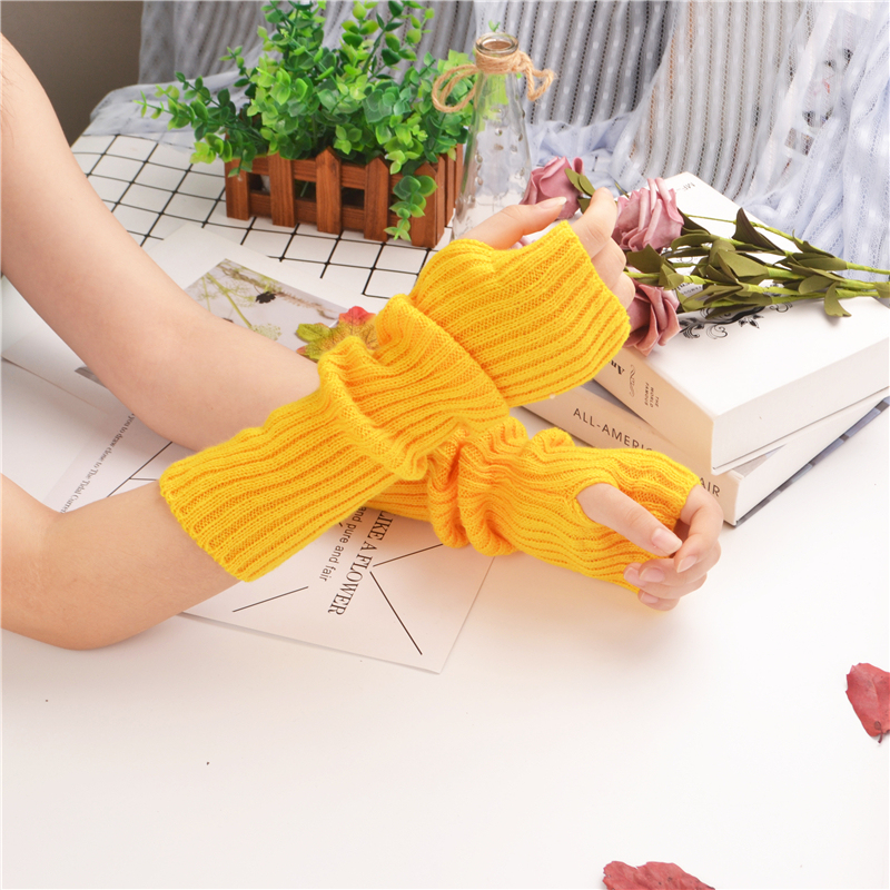 New Fashionable Korean Style Sun Protection Black Arm Warmers Knitted Women's Winter Arm Sleeves Warm Mid-Length Knitted Arm Covers New Fashionable Korean Style Sun Protection Black Arm Warmers Knitted Women's Winter Arm Sleeves Warm Mid-Length Knitted Arm Covers