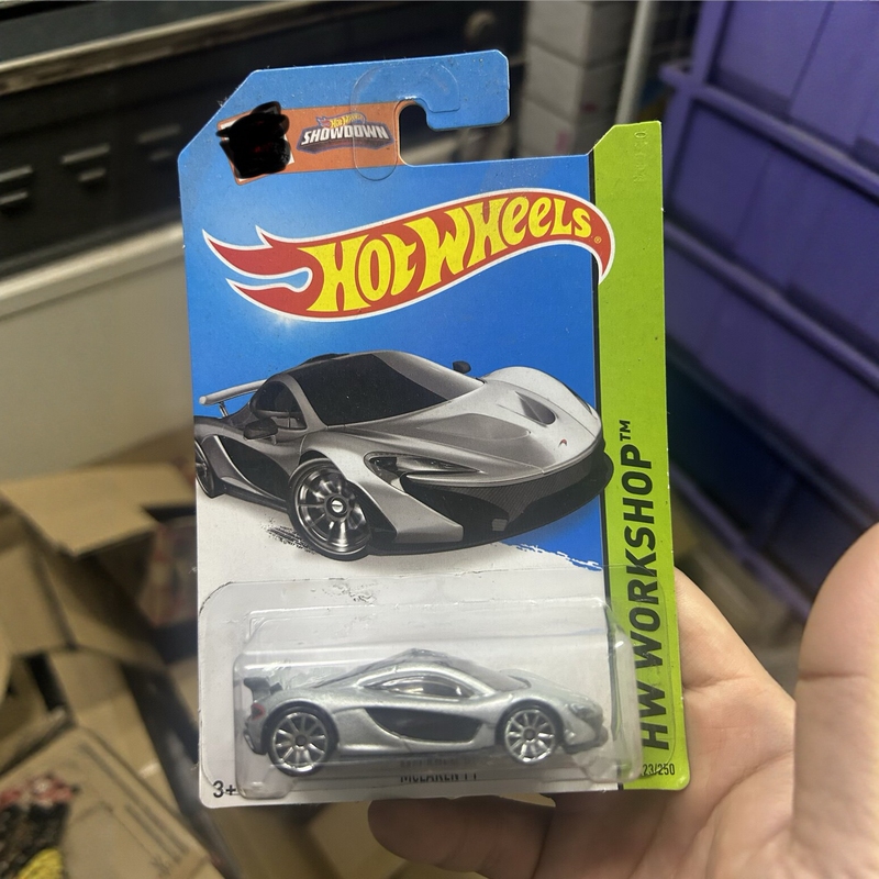 2020 Batch of American Car Model Hot Wheels No. 149 Green Mclaren P1 White