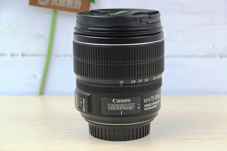 Ống kính DSLR Canon / Canon 15-85mm f / 3.5-5.6 IS mà không cần tháo gỡ góc rộng