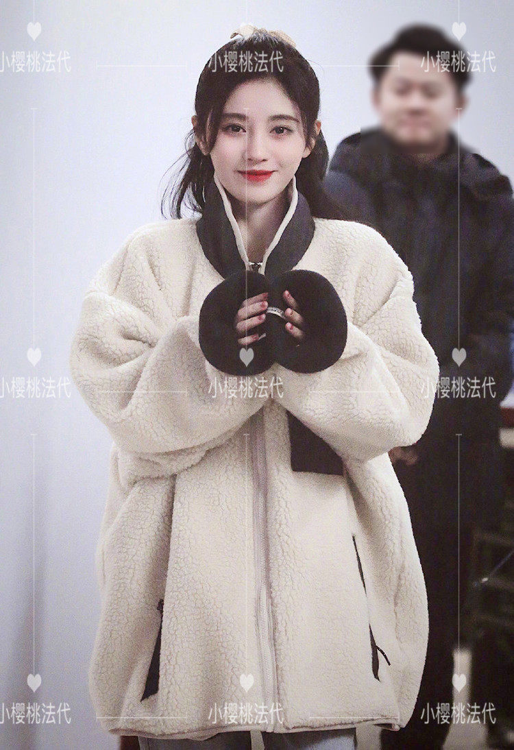 Cherry French maje Ju Jingyi same lamb wool coat 20 winter stand collar grain velvet loose thickened coat