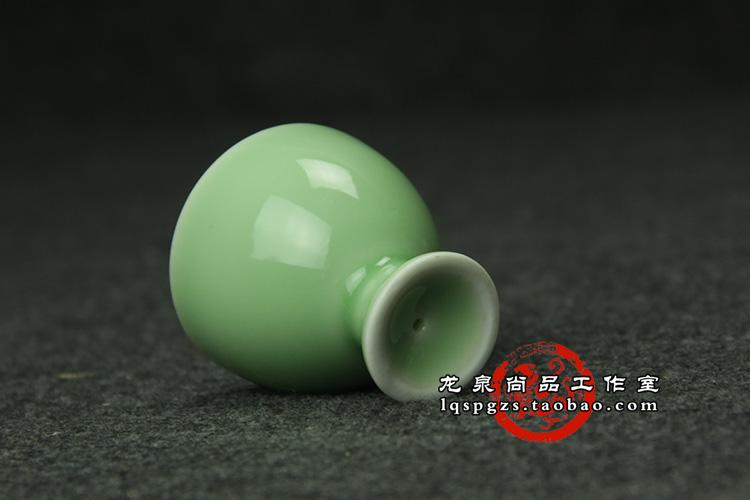 Long Tuyền celadon rượu cao độ rượu thủy tinh nếm rượu vang ly rượu hầm lò mận xanh bột xanh nóng sản phẩm mới ly uống rượu