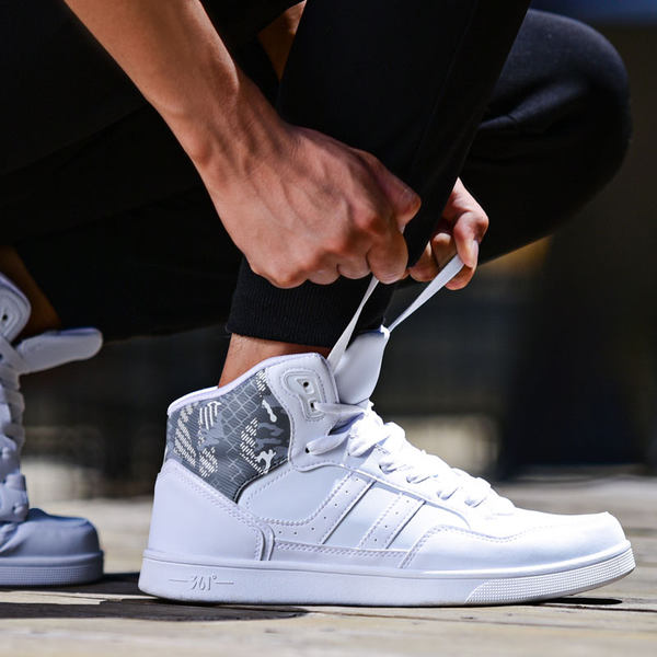 361度17年秋冬款 加绒高帮男式休闲板鞋 优惠券折后￥119包邮（￥159-40）