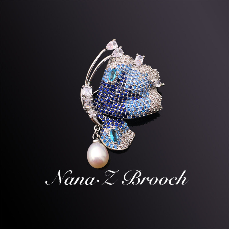 Na Lidado nanaz style butterfly blue natural pearl breast brooch breasts and donuts for women upscale 100 hitch