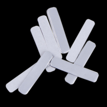 Golf head with heavy iron wooden rod push for ultra-thin clubs to increase lead swing adjustment promotion