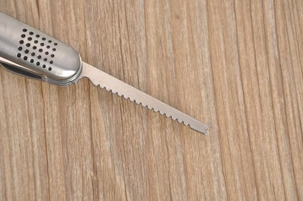 Thép không gỉ 11 mở đa chức năng ngoài trời gấp dao đa năng lĩnh vực với dao quân sự Dao quân đội Thụy Sĩ kìm đa năng