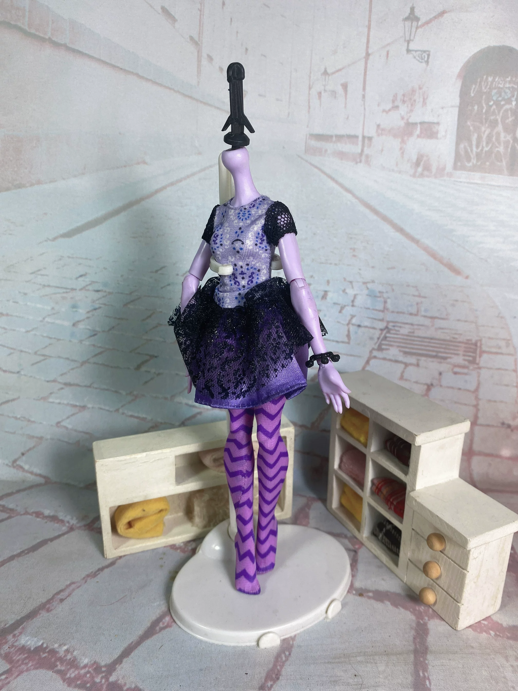 Кукла Monster High, разные стили (рыбная/девочка/волчица), высота до 30 см, разные цвета