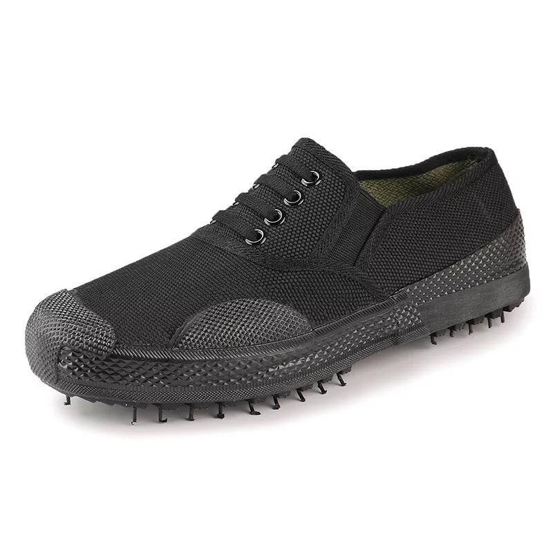 New military training shoes China dream labor protection rubber shoes Non-slip migrant workers combat training shoes low-top wear-resistant liberation shoes