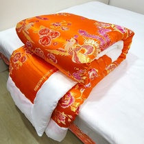 Old-fashioned quilt wedding handmade quilt traditional dragon and phoenix happy wedding silk brocade Chinese Cotton