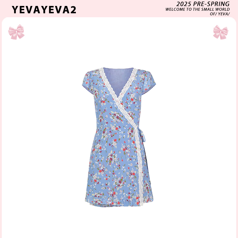 Yeva [Ready Stock] French Tea Break Cross Collar Lace Dress Twilight Blue Floral Print Adjustable Skirt