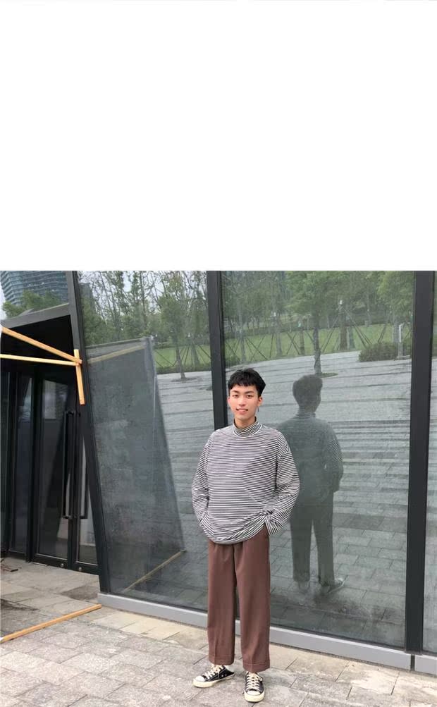 Mọt sách nhỏ ~ mùa xuân mới in áo len nam sọc đáy áo nửa cao cổ áo len thủy triều nam áo len lỏng áo hoodie nam cao cấp