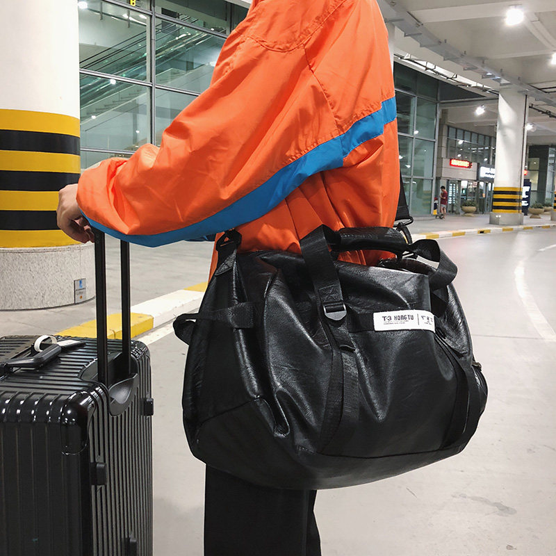 (UPDAYWANG) leisure street photography travel bag tide men's fitness bag retro men's fashion bag simple tide