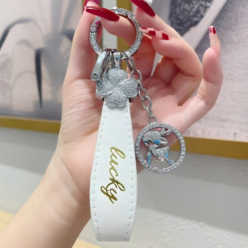 Cute ins Internet-Famous Car Keychain Pendant Hand Strap Creative Four-Leaf Clover Women's Diamond-Encrusted Keychain Ornament
