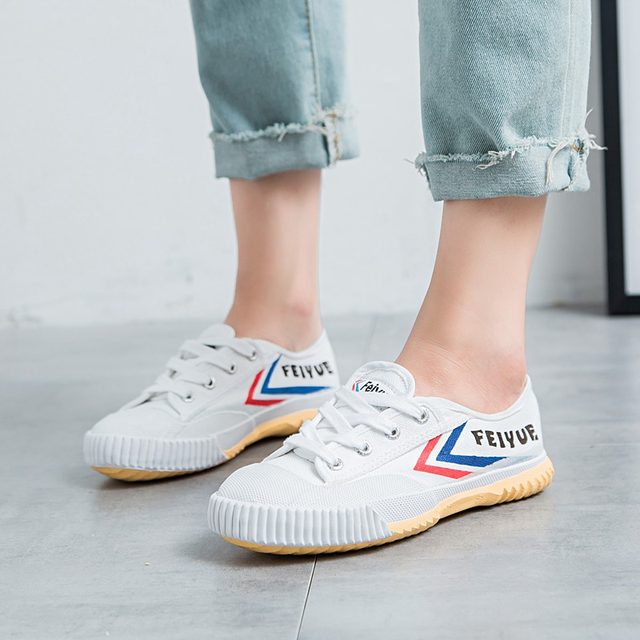 Feiyue/Leap Classic Edition ເກີບສີຂາວເກີບສິລະປະການຕໍ່ສູ້ ເກີບກິລາ ແລະເກີບສະຫນາມກິລາເກີບ Canvas ເກີບຜູ້ຊາຍແລະແມ່ຍິງການທົດສອບຮ່າງກາຍເກີບ