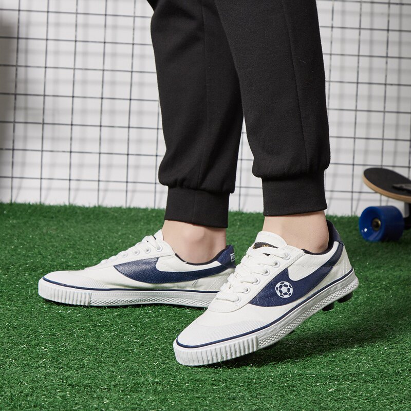 Back Force Classic Retro Training Shoes Artificial Grass Long Nails Student Football Shoes Canvas Shock Absorbing rubber Softbottom WF-1