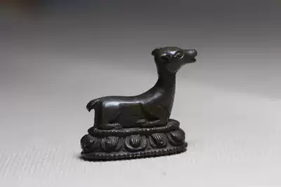 The Ming and Qing dynasties copper deer